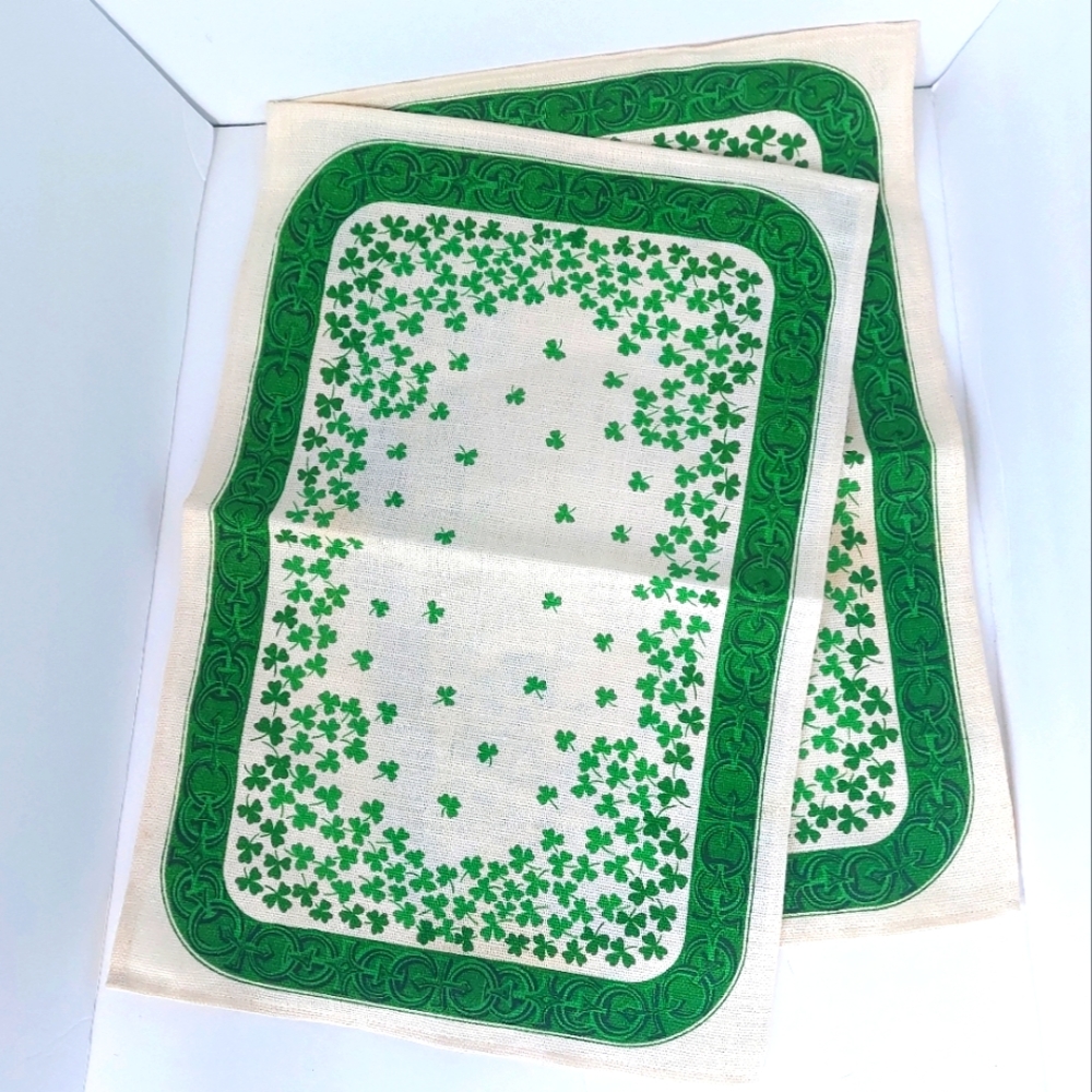 Vintage Celtic Shamrock 65% Irish Linen Placemats - Set of 2
